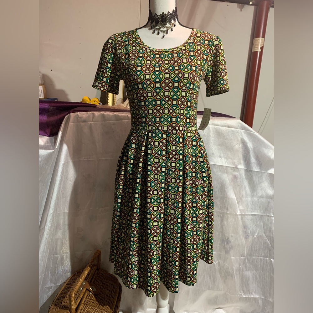 Lularoe Amelia Colorful Circle Pattern Dress